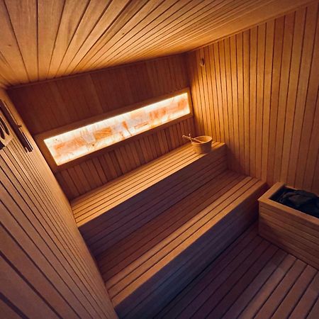 Mozaik Apartments & Spa - Modern 4-Star Apartments With Exclusive Private Spa Wellness In The City Center - Sauna, Jacuzzi, Turkish Bath - Free Parking, Wi-Fi - Rooms & Apartments ชูปริยา ภายนอก รูปภาพ