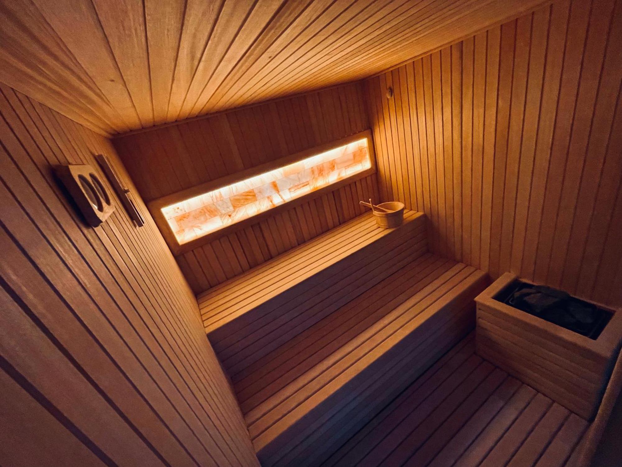 Mozaik Apartments & Spa - Modern 4-Star Apartments With Exclusive Private Spa Wellness In The City Center - Sauna, Jacuzzi, Turkish Bath - Free Parking, Wi-Fi - Rooms & Apartments ชูปริยา ภายนอก รูปภาพ