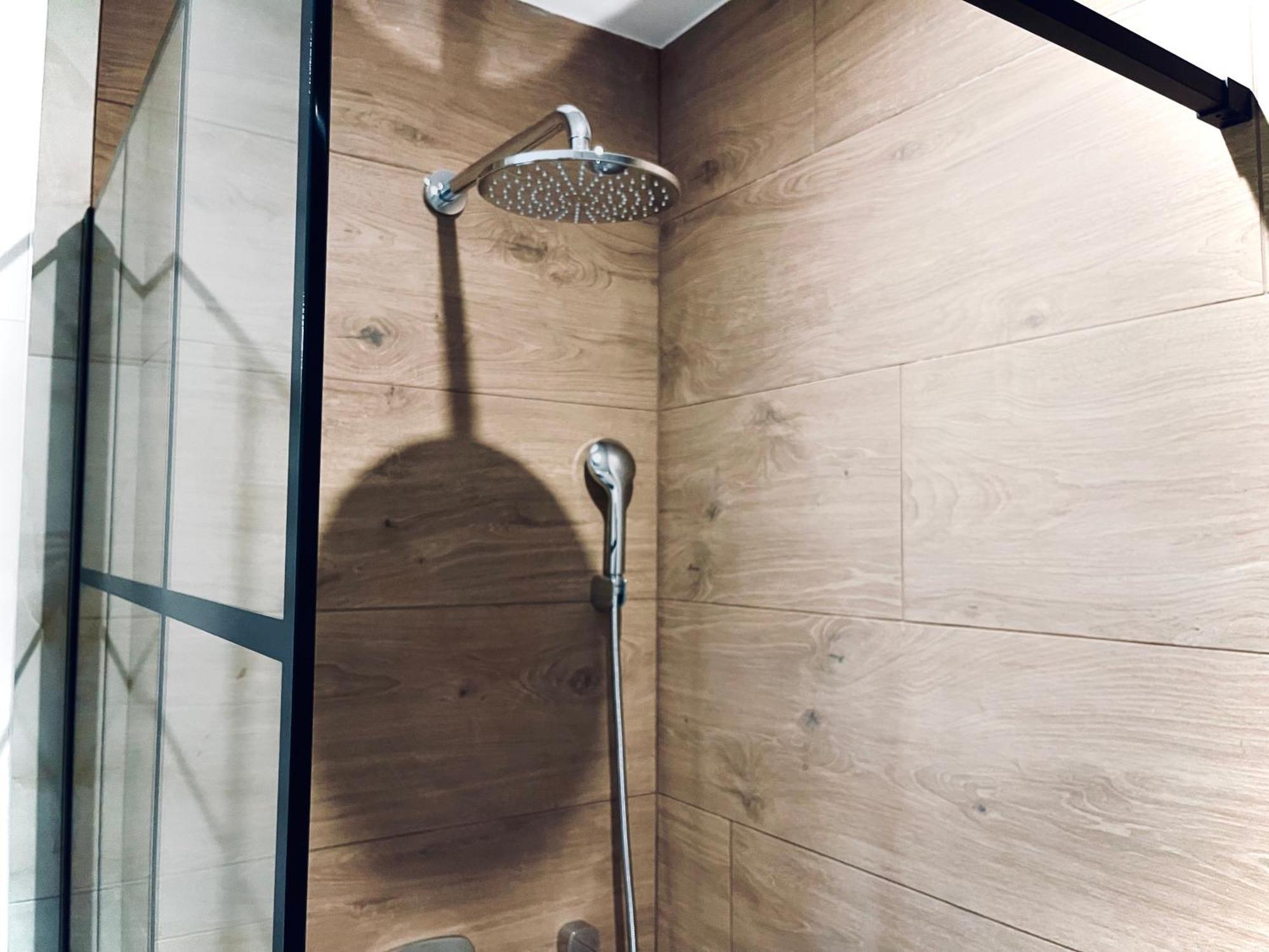 Mozaik Apartments & Spa - Modern 4-Star Apartments With Exclusive Private Spa Wellness In The City Center - Sauna, Jacuzzi, Turkish Bath - Free Parking, Wi-Fi - Rooms & Apartments ชูปริยา ภายนอก รูปภาพ