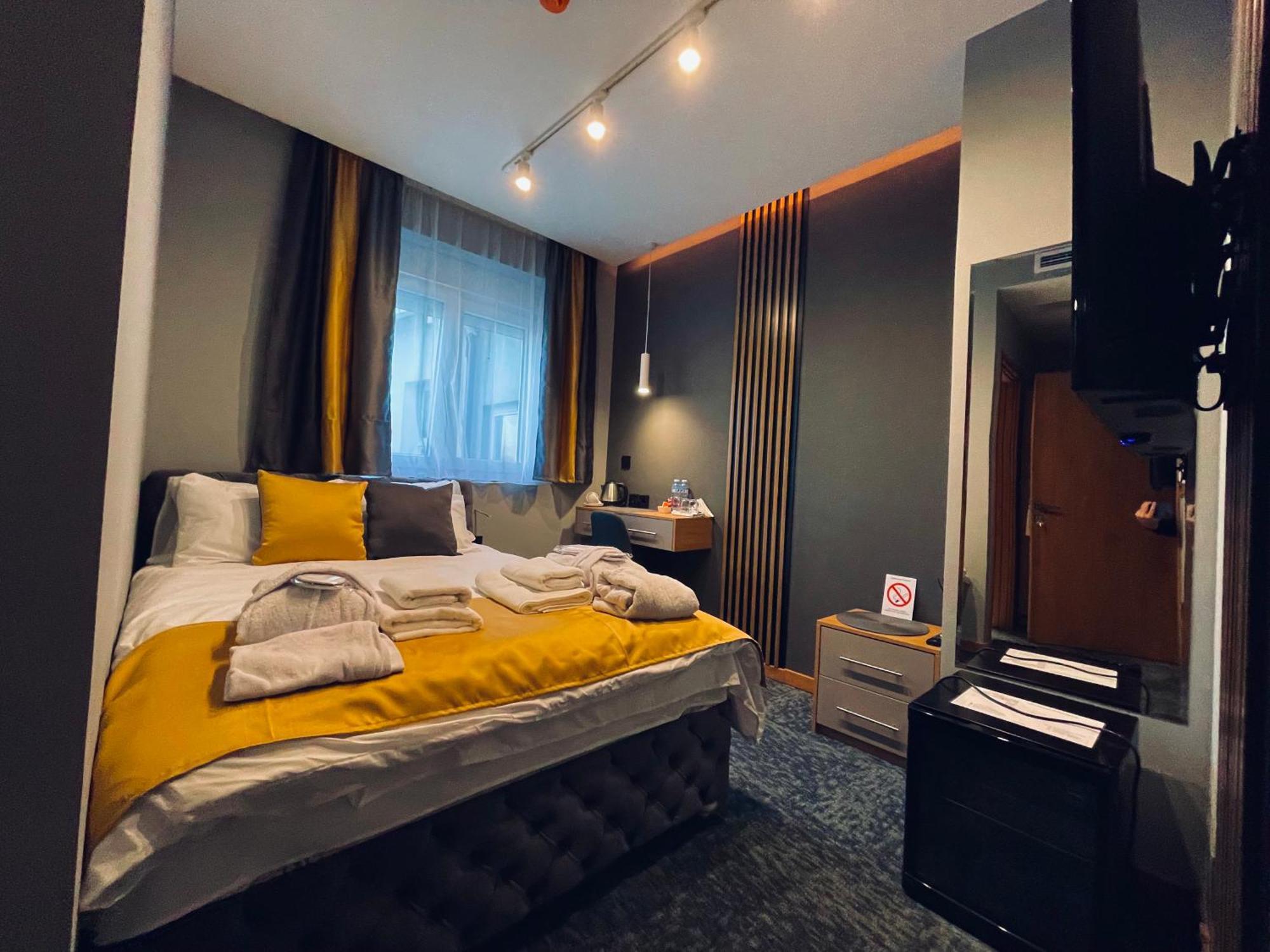 Mozaik Apartments & Spa - Modern 4-Star Apartments With Exclusive Private Spa Wellness In The City Center - Sauna, Jacuzzi, Turkish Bath - Free Parking, Wi-Fi - Rooms & Apartments ชูปริยา ภายนอก รูปภาพ