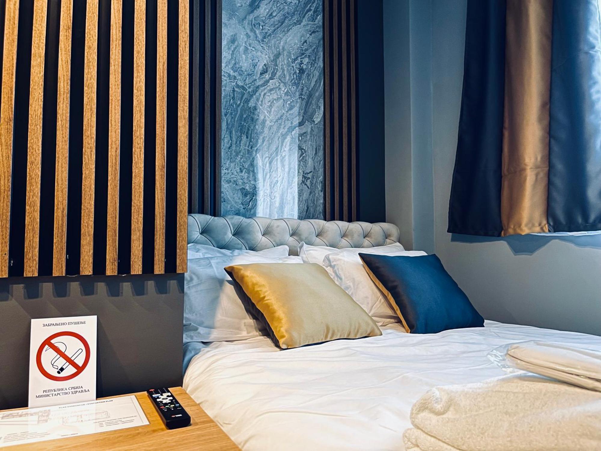 Mozaik Apartments & Spa - Modern 4-Star Apartments With Exclusive Private Spa Wellness In The City Center - Sauna, Jacuzzi, Turkish Bath - Free Parking, Wi-Fi - Rooms & Apartments ชูปริยา ภายนอก รูปภาพ