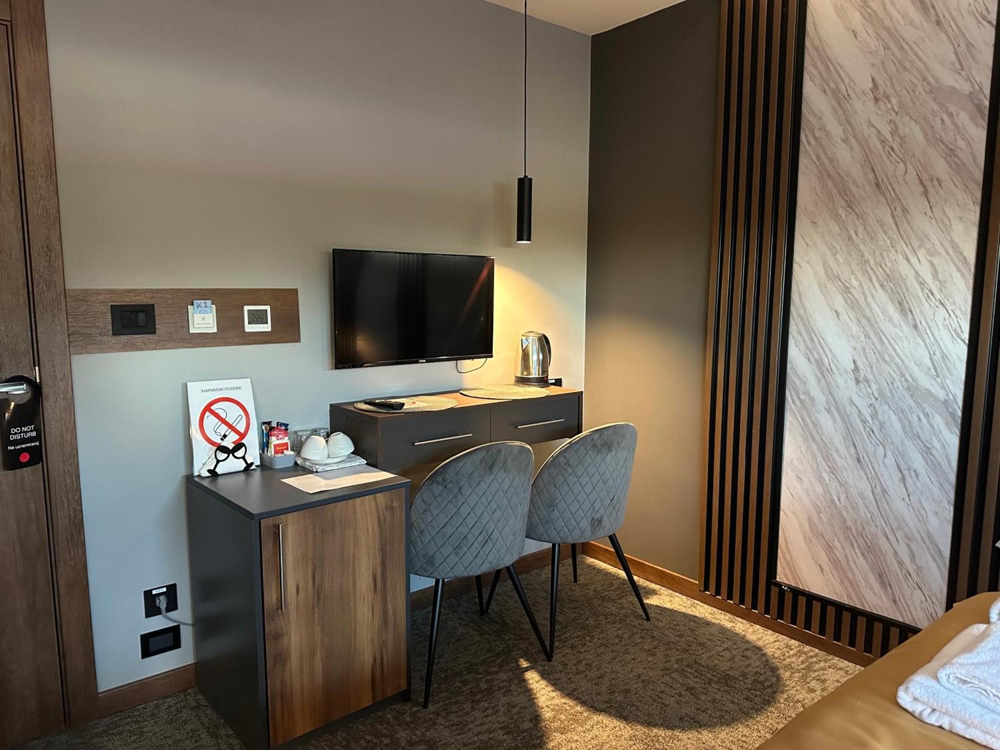 Mozaik Apartments & Spa - Modern 4-Star Apartments With Exclusive Private Spa Wellness In The City Center - Sauna, Jacuzzi, Turkish Bath - Free Parking, Wi-Fi - Rooms & Apartments ชูปริยา ภายนอก รูปภาพ